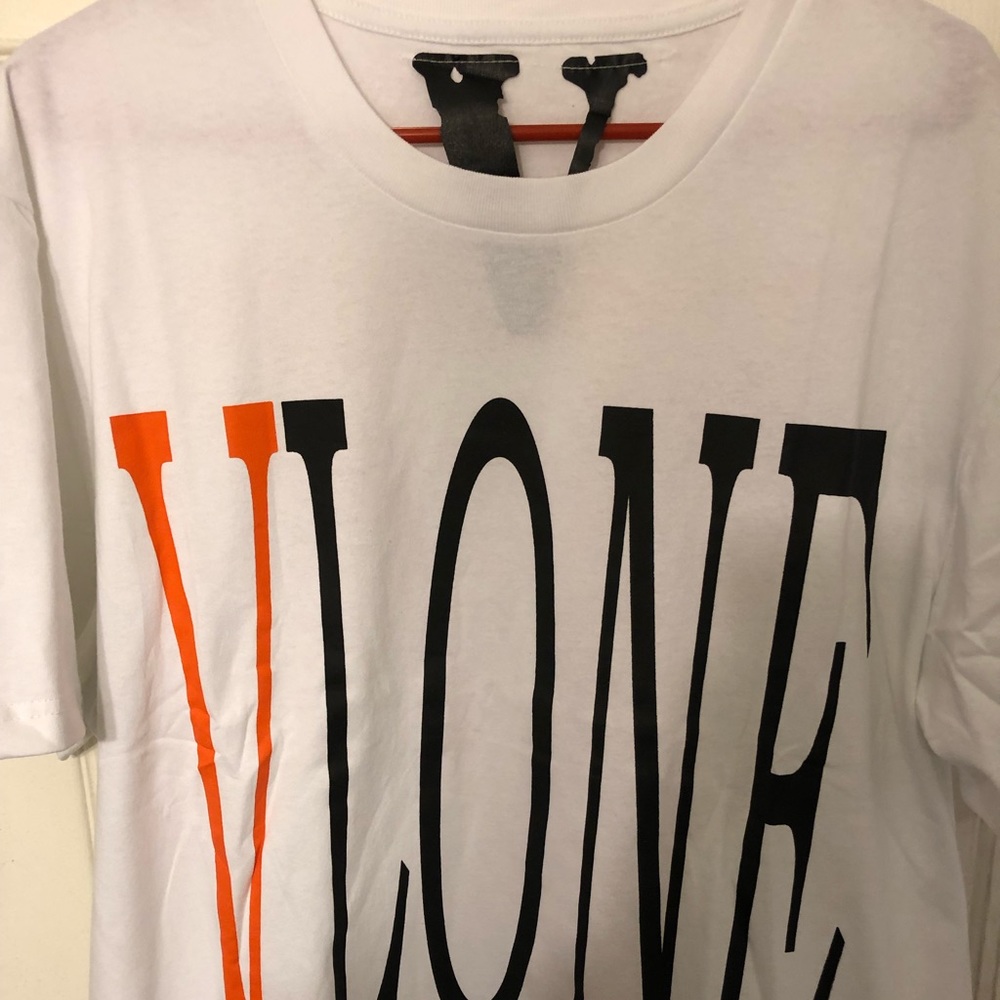 VLONE White / Orange staple T-Shirt Tee